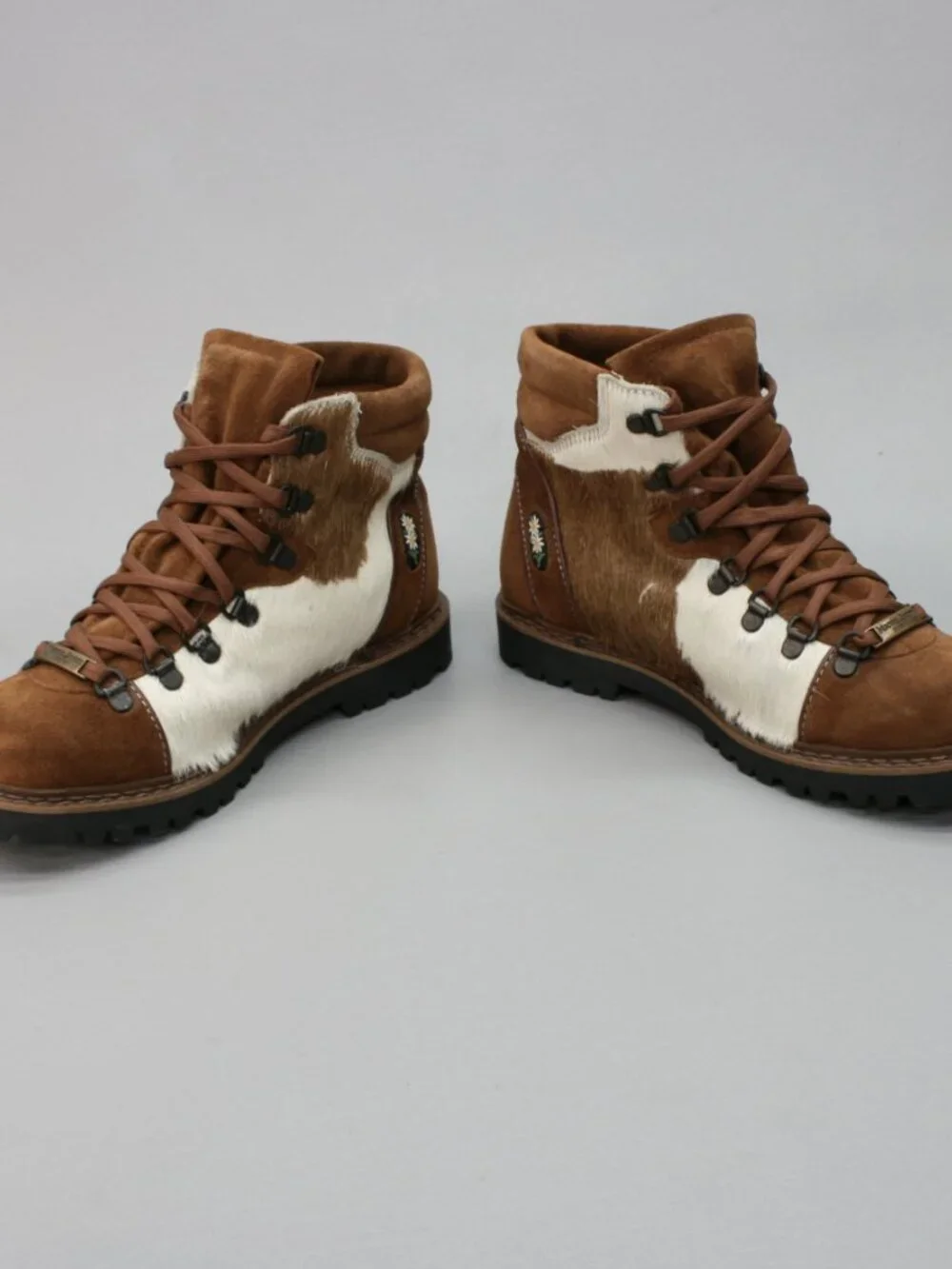 Michel Jordi 39 Ladies 8-8.5 Geneve Cowhide Hair Spirit Switzerland Ethno Boots - Picture 12 of 12